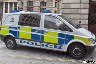 Шесть британских полицейских обвинили Скотленд-Ярд в расизме и притеснении белых сотрудников