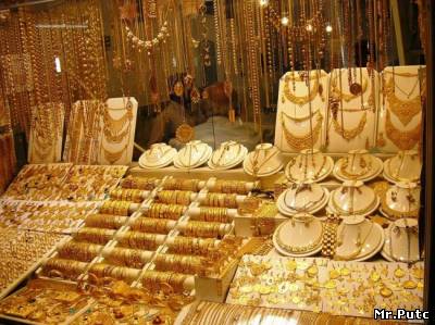 Индийские храмы обязали отчитаться о своем гигантском золотом запасе