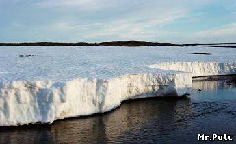 ООН: уже к середине века в летнее время льда в Арктике не будет